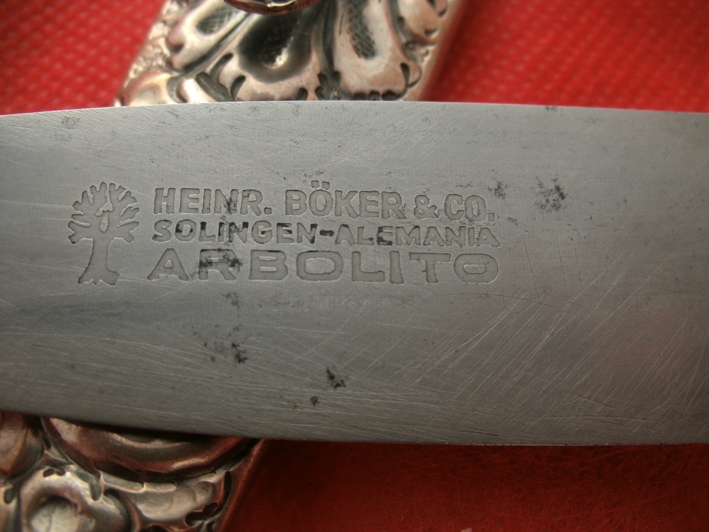 ) Boker