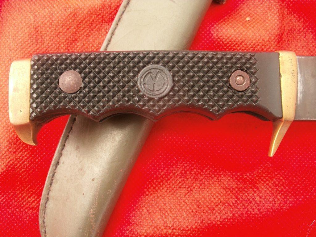 ) Erizo Comando III
