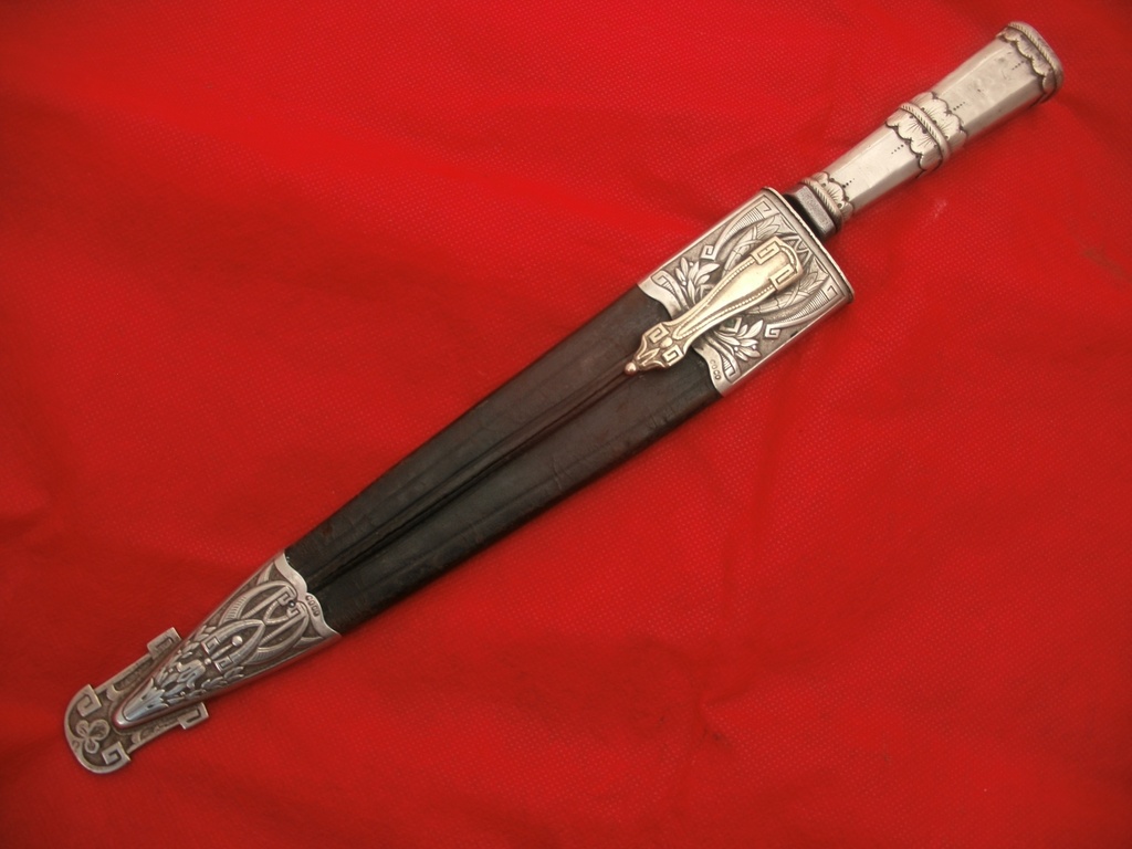 ) Boker